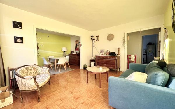 Appartement à vendre    4 pièces • 65,23 m2 Massy