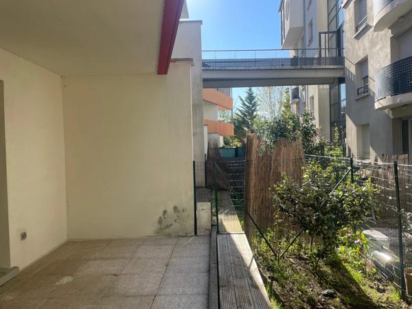 Duplex 4 pièces avec jardin et 2 parkings – comme une maison – Toulouse Est