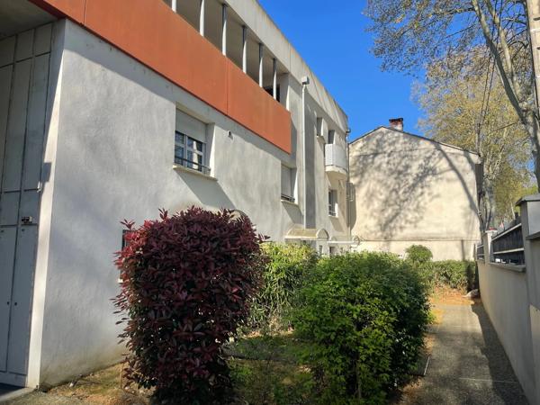 Duplex 4 pièces avec jardin et 2 parkings – comme une maison – Toulouse Est