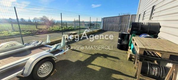 Fonds De Commerce à Cholet, 49300 - 360m²