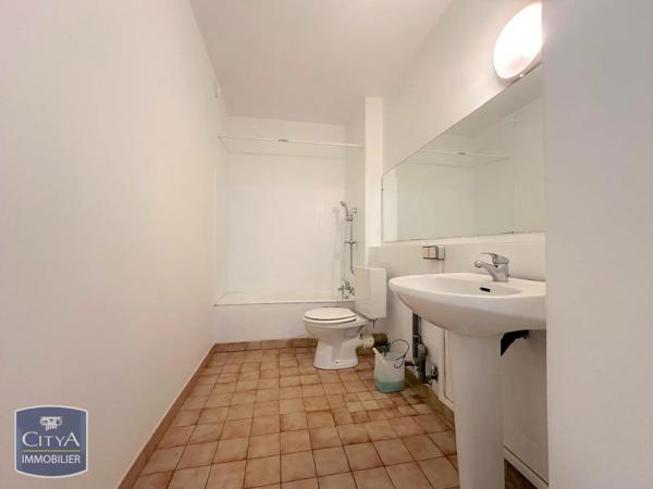 Appartement à louer 2 pièces 42.13m² Avignon (84000)