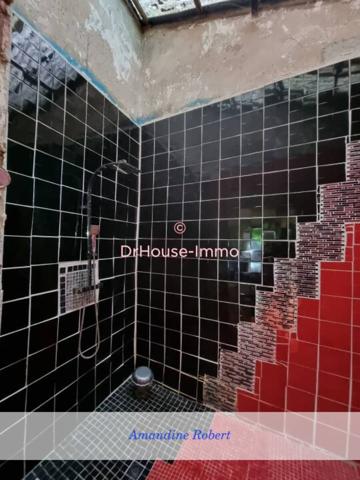 Maison à vendre 3 pièces de 146 m²