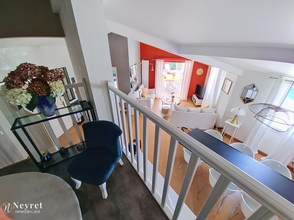 Coup de cœur assuré sur ce bien d'exception de 180 m² sur 1000 m² paysagé / 5 chambres