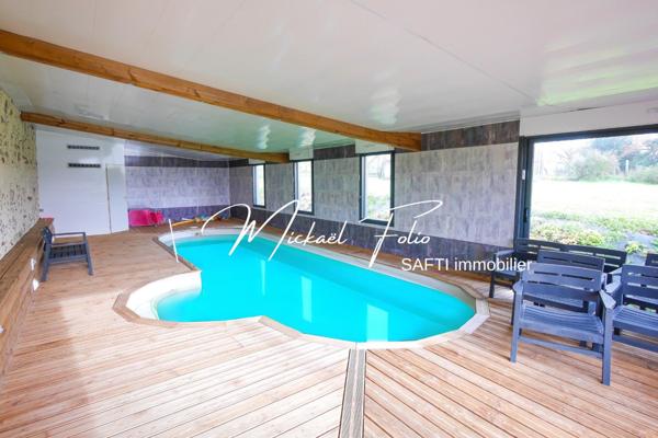 Grange rénovée de 256 m² - Piscine intérieur chauffée - 6 225 m² de terrain