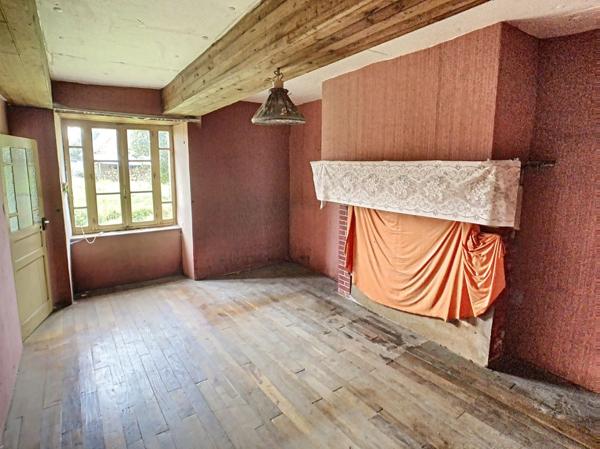 A Vendre à Juvigny Les Vallees - Maison à rénover 3 pièce(s) 45 m² JUVIGNY LES VALLEES