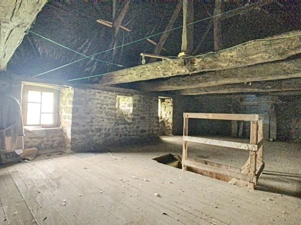 A Vendre à Juvigny Les Vallees - Maison à rénover 3 pièce(s) 45 m² JUVIGNY LES VALLEES