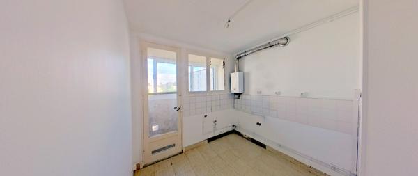 APPARTEMENT T4 A VENDRE BREST SAINT-PIERRE - DALLE BETON