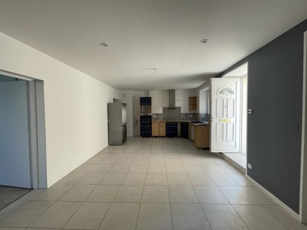 Appartement à vendre |  Notre-Dame-de-Sanilhac |  3 pièces | 70 m²