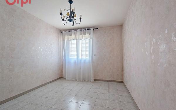 Appartement à vendre    4 pièces • 99,96 m2 La Seyne-sur-Mer