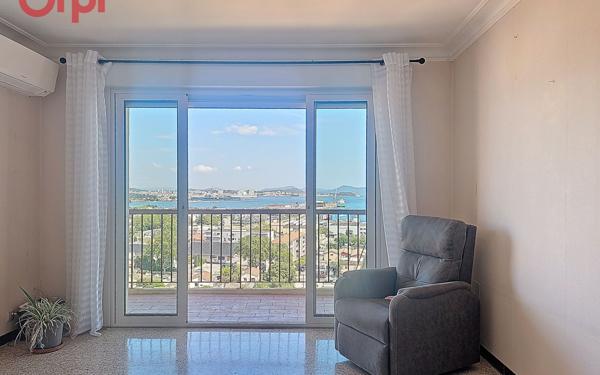 Appartement à vendre    4 pièces • 99,96 m2 La Seyne-sur-Mer