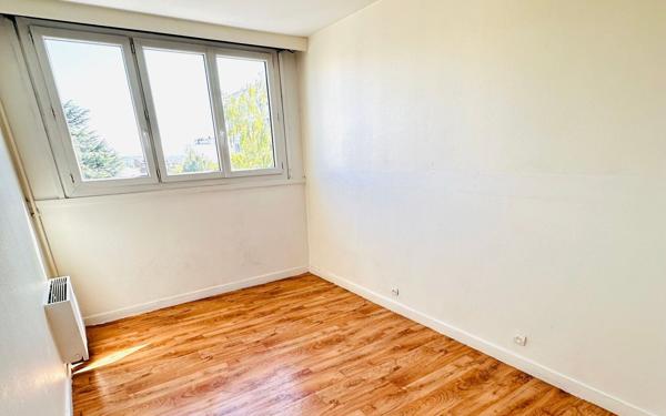 Appartement à vendre    3 pièces • 65,60 m2 Rosny-sous-Bois