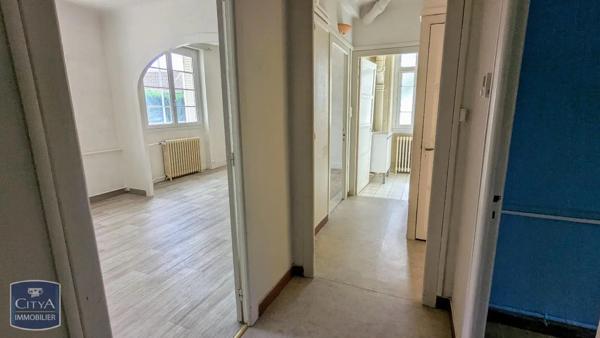 Appartement à louer 2 pièces 57m²