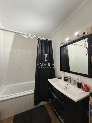 À Vendre – Appartement T3 lumineux avec balcon dans le quartier du Mourillon, Toulon