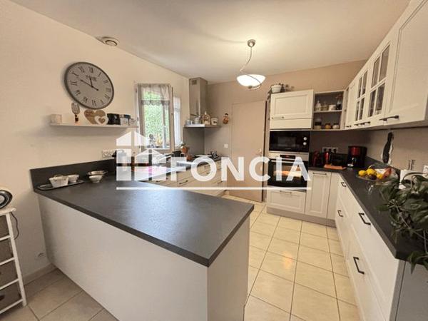 À vendre Maison 4 pièces 90 m² - Nazelles-négron 37530