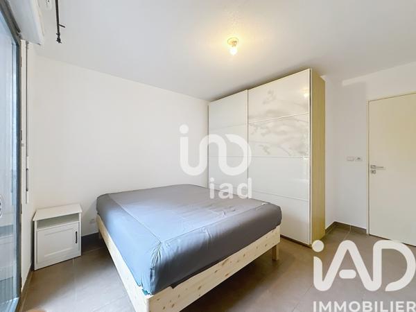 Location appartement 3 pièces 68 m² Marseille 2