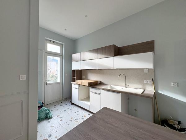 Maison 6 pièces - BAS DU CENTRE VILLE Poitiers (86000)