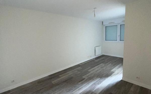 Appartement à louer    1 pièce •  Tours