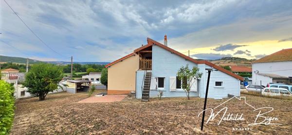 Une maison à réinventer avec joli potentiel