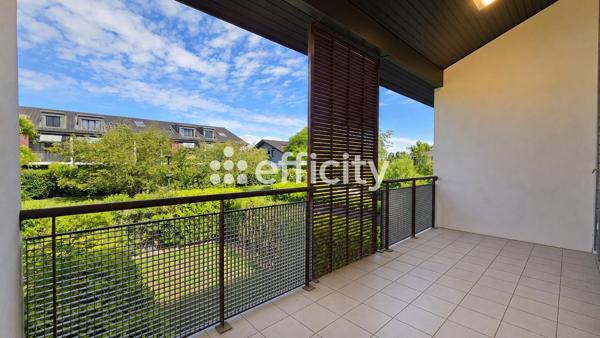 Appartement
         4 pièces
        - 107 m² 400 000 € *