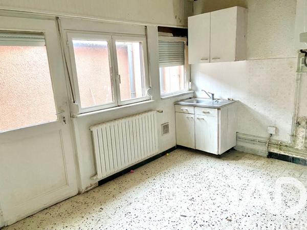 Maison à vendre 4 pièces 75 m² Saint-Quentin