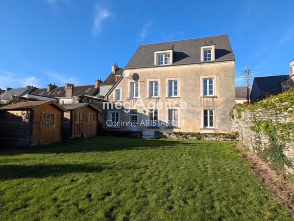 Immeuble à CHERBOURG-EN-COTENTIN, 50110 - 237m²