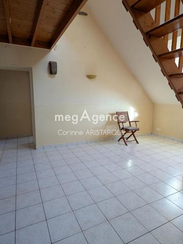Immeuble à CHERBOURG-EN-COTENTIN, 50110 - 237m²