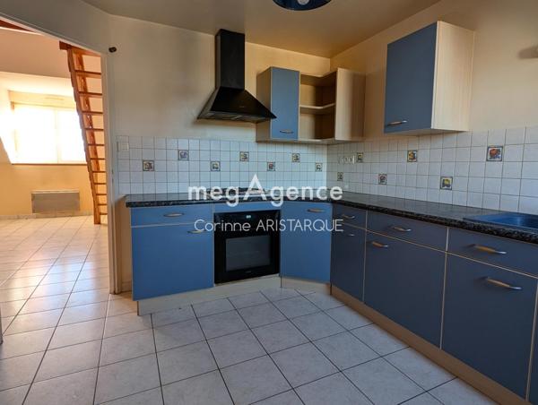 Immeuble à CHERBOURG-EN-COTENTIN, 50110 - 237m²