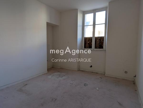 Immeuble à CHERBOURG-EN-COTENTIN, 50110 - 237m²