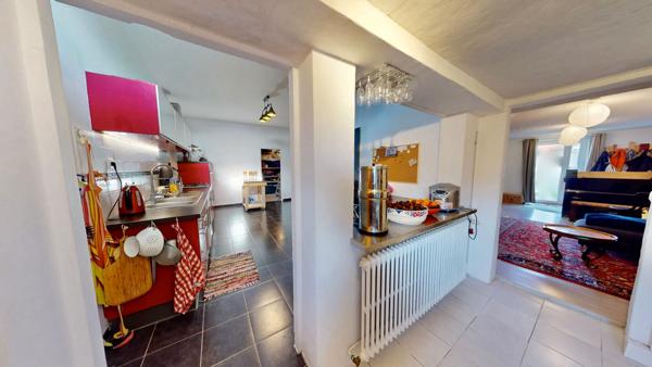 Charmante Maison en Pierre au coeur du village de Saint Maurice de Rotherens