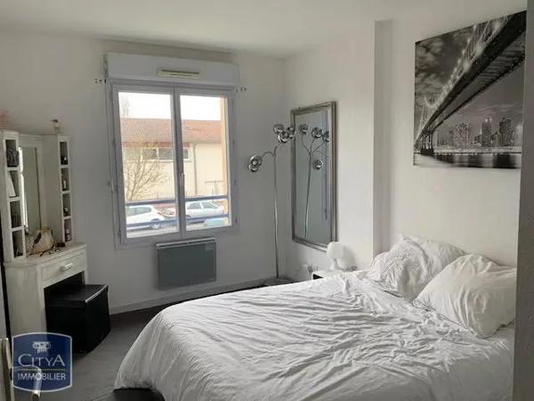 Appartement à louer 3 pièces 65.88m² Poitiers (86000)