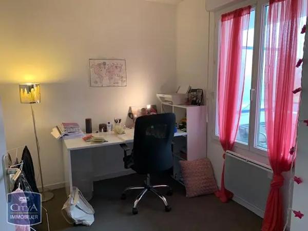 Appartement à louer 3 pièces 65.88m² Poitiers (86000)