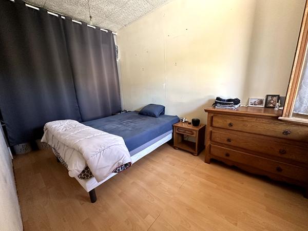 Maison familiale Villeneuve La Guyard 8 pièce(s) 202 m2