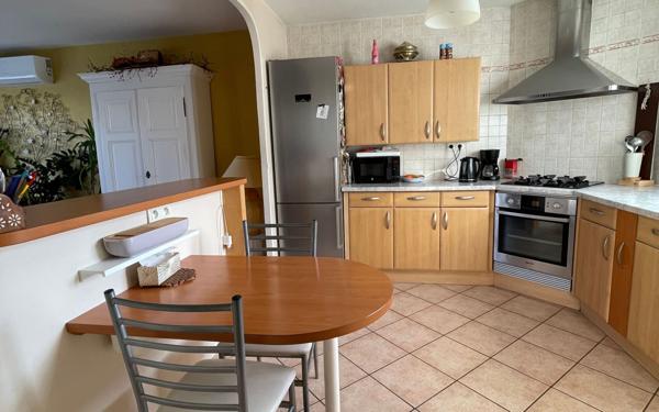 Maison à vendre    5 pièces • 108 m2 Rillieux-la-Pape