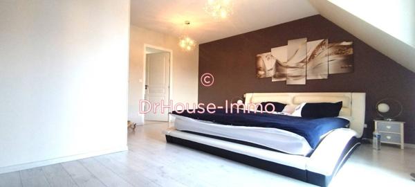 Maison à vendre 5 pièces de 182 m²
