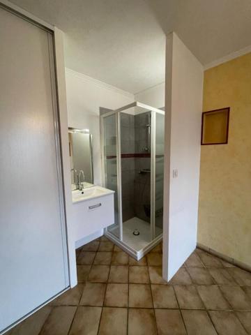 Agréable maison de 5 pièces, secteur Ploufragan, dans un quartier calme, proche de toutes commodités