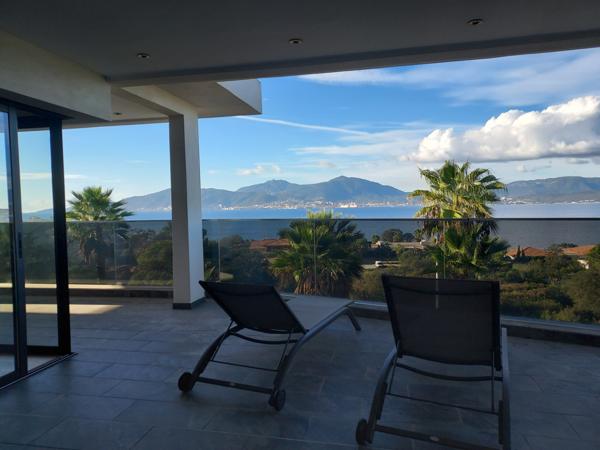 Porticcio magnifique T4 dernier étage vue mer vaste terrasse Porticcio (20166)