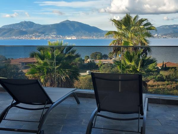 Porticcio magnifique T4 dernier étage vue mer vaste terrasse Porticcio (20166)