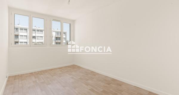 À vendre Appartement 3 pièces 60 m² - Saint-priest 69800