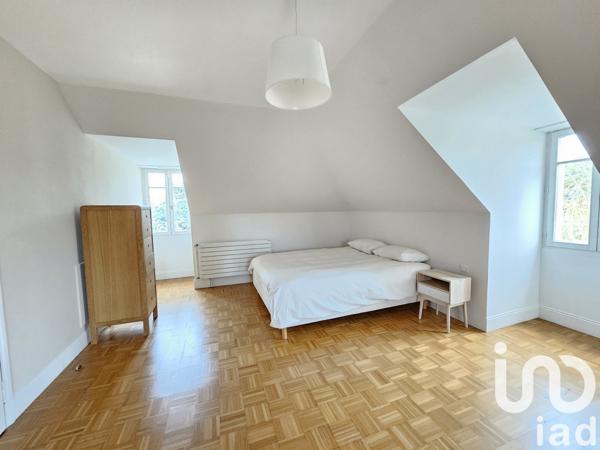 Maison 10 pièces de 350 m² à Le Vésinet (78110)