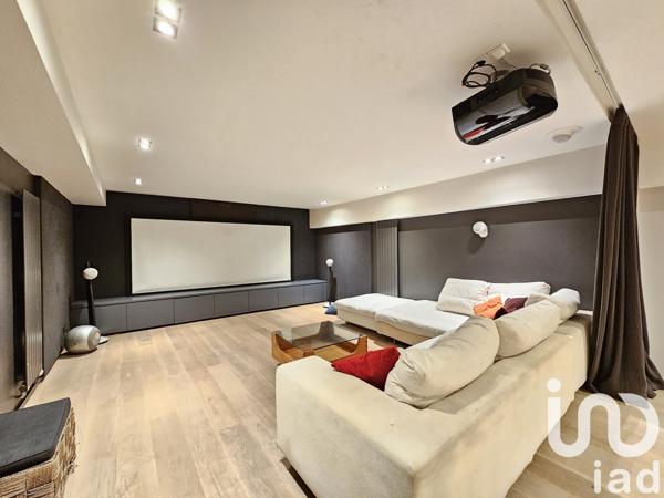 Maison 10 pièces de 350 m² à Le Vésinet (78110)