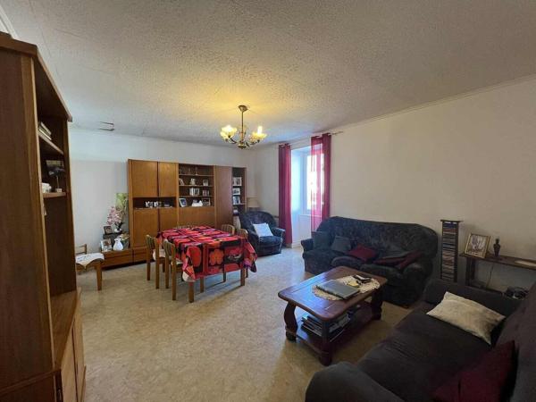 Appartement à Montceau-les-Mines. 32 500 €