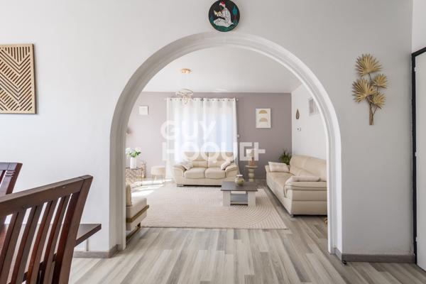 Maison familiale de 8 pièces de 214 m²
