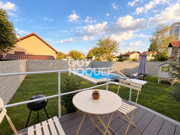 Maison à vendre de 5 pièces d'environ 100 m²