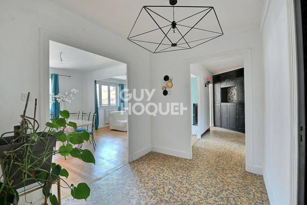 Grand T4 traversant et lumineux de 101 m²  - Lyon 3e (69003)