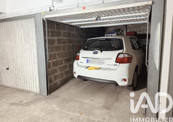 Parking à vendre 12 m² Paris 11