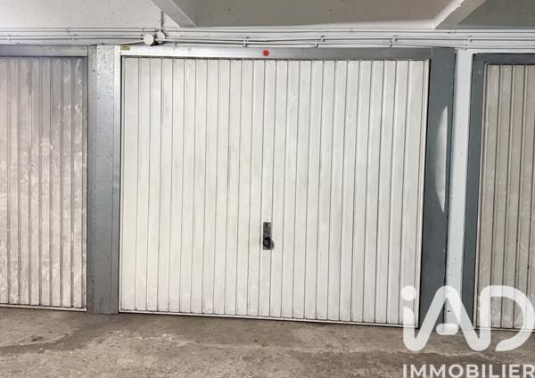 Parking à vendre 12 m² Paris 11