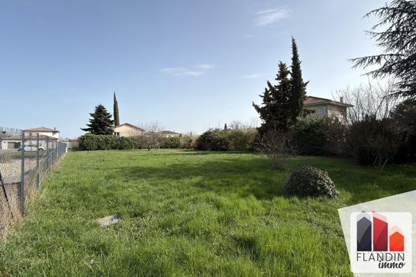 Terrain constructible 743 m² – Vernaison limite Charly – Libre constructeur