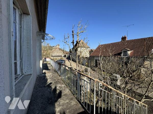 Maison avec dépendances