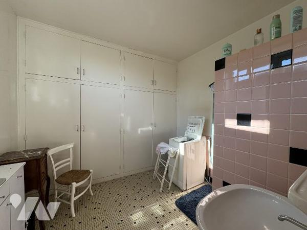 Maison avec dépendances