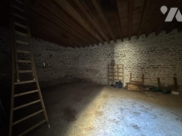 Maison avec dépendances